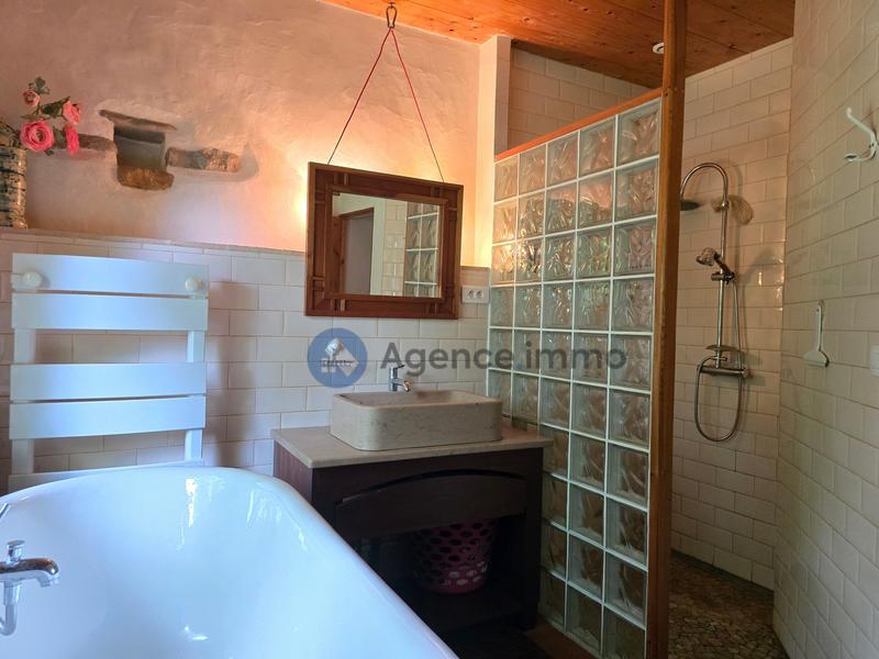 Maison ancienne - 273 m² - 9 pièces