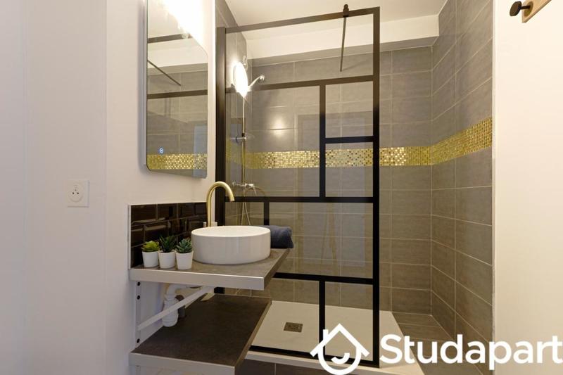 Chambre - 15 m² - 1 pièce