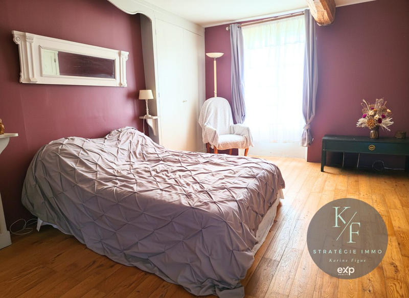 Maison ancienne - 170 m² - 8 pièces