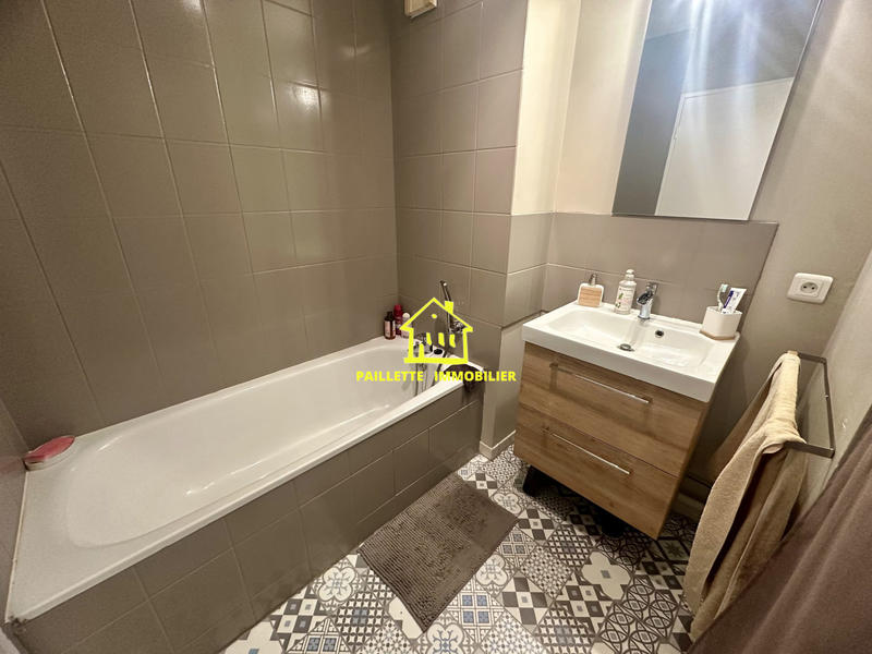 Appartement - 49 m² - 2 pièces