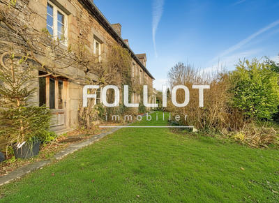 Maison - 253 m² - 8 pièces