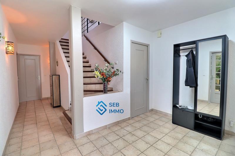 Maison - 120 m² - 5 pièces