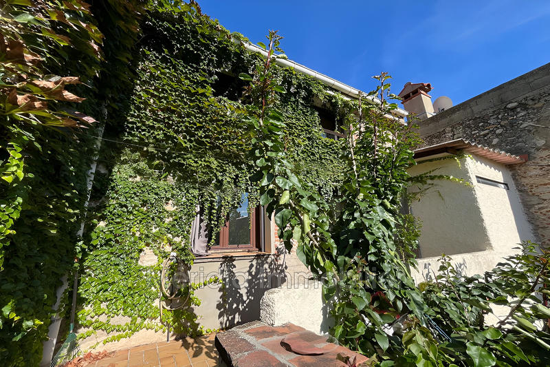 Maison de village - 111 m² - 6 pièces