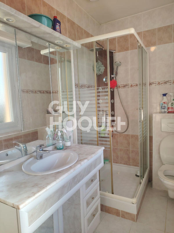 Maison - 102 m² - 4 pièces