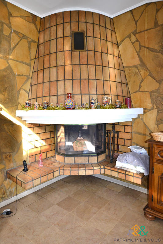 Maison traditionnelle - 167 m² - 6 pièces