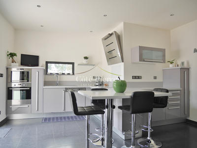 Villa - 210 m² - 6 pièces