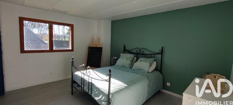 Maison - 229 m² - 7 pièces