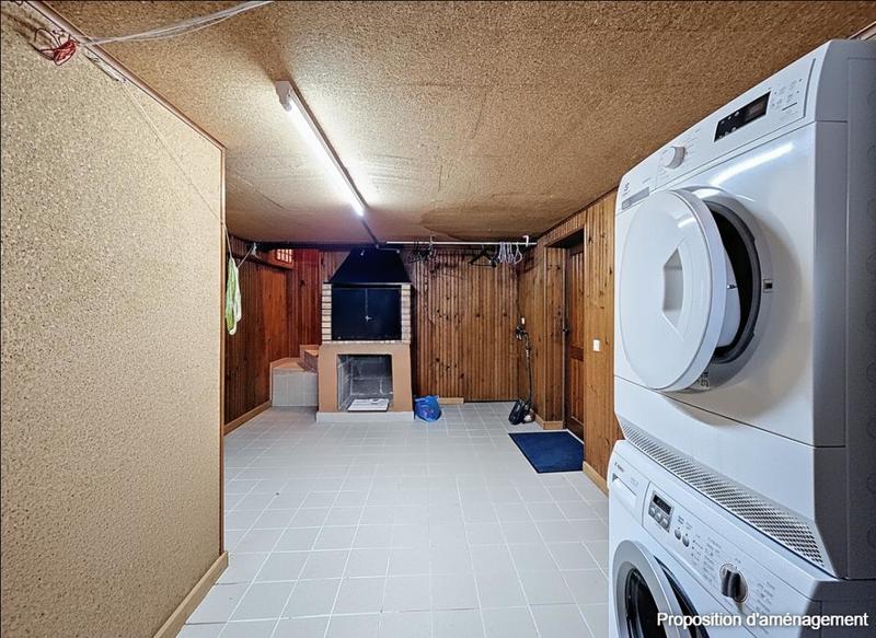 Maison - 206 m² - 9 pièces