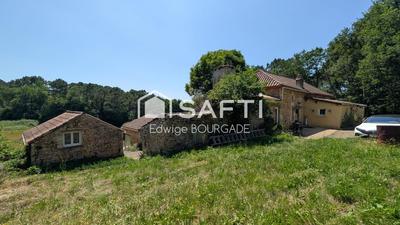 Maison - 230 m² - 4 pièces