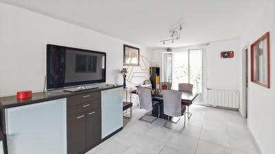 Maison - 175 m² - 8 pièces