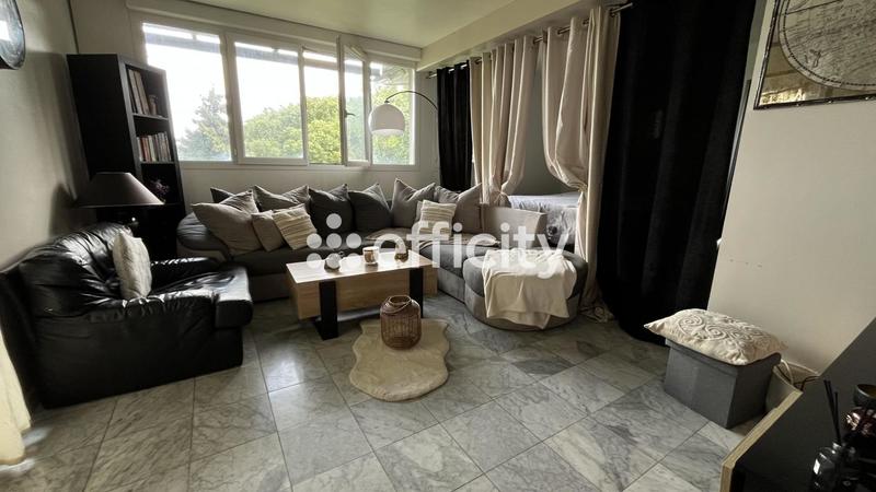 Villa - 230 m² - 9 pièces