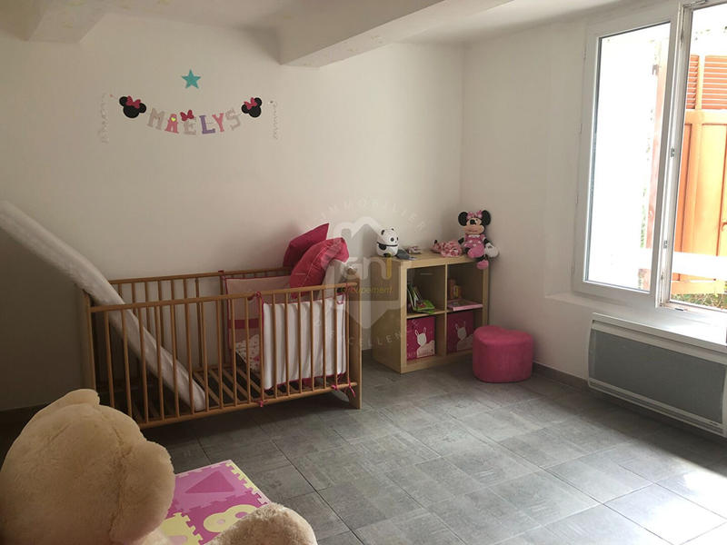 Immeuble - 150 m² - 5 pièces