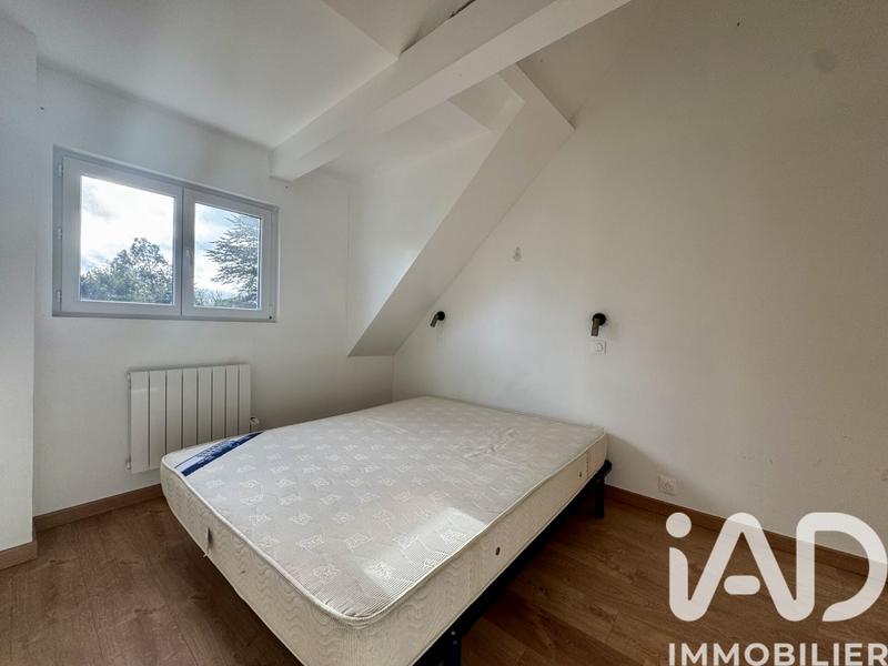 Maison - 220 m² - 8 pièces