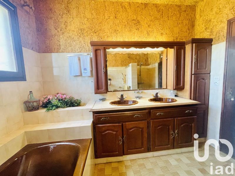 Maison de maîtres - 299 m² - 11 pièces