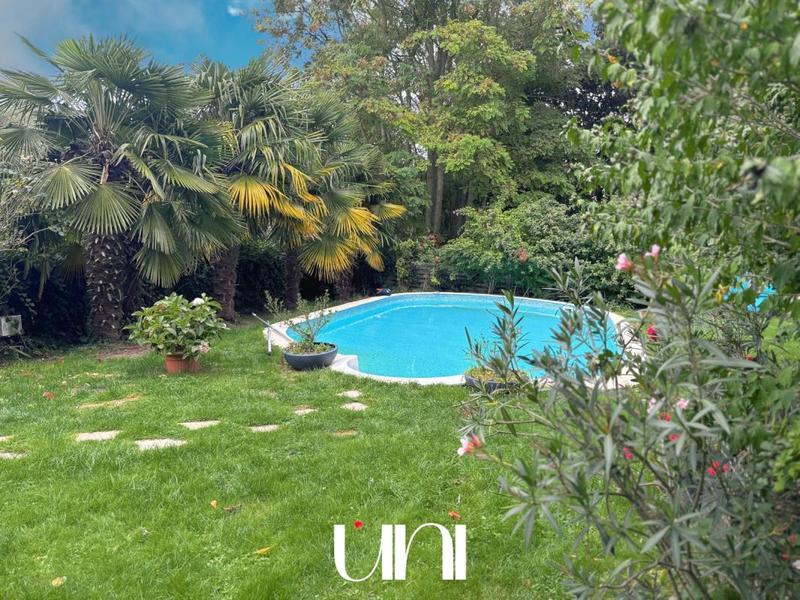 Maison de campagne - 214 m² - 6 pièces