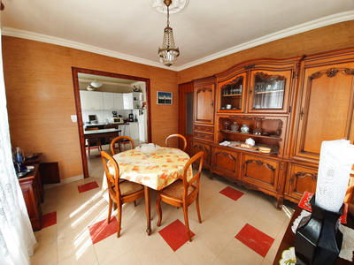 Maison - 85 m² - 5 pièces