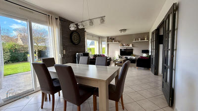 Maison - 107 m² - 7 pièces