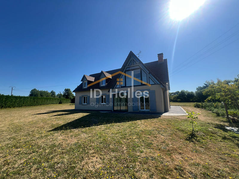 Maison - 152 m² - 6 pièces