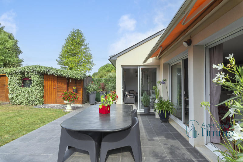 Maison traditionnelle - 186 m² - 6 pièces