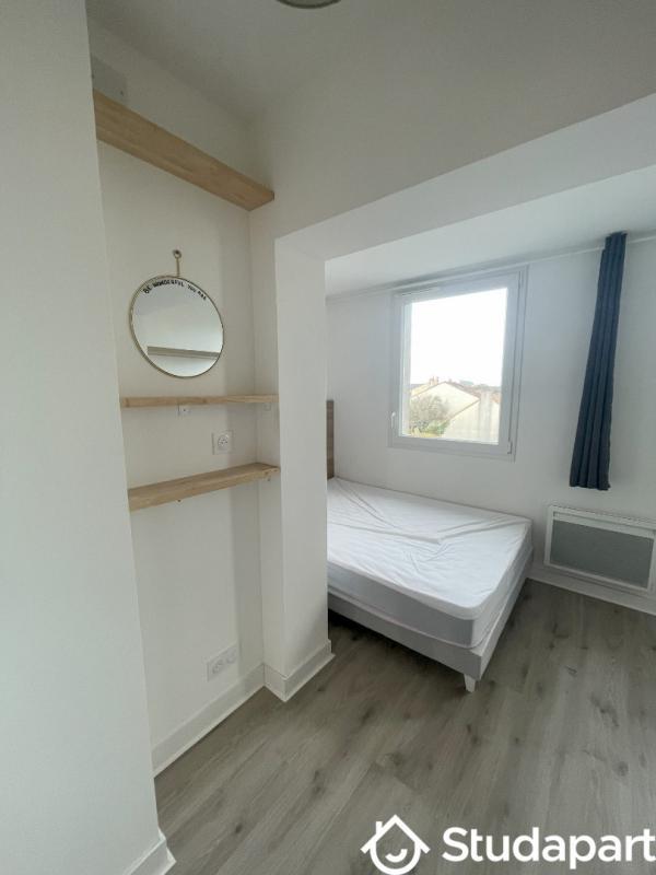 Chambre - 9 m² - 1 pièce