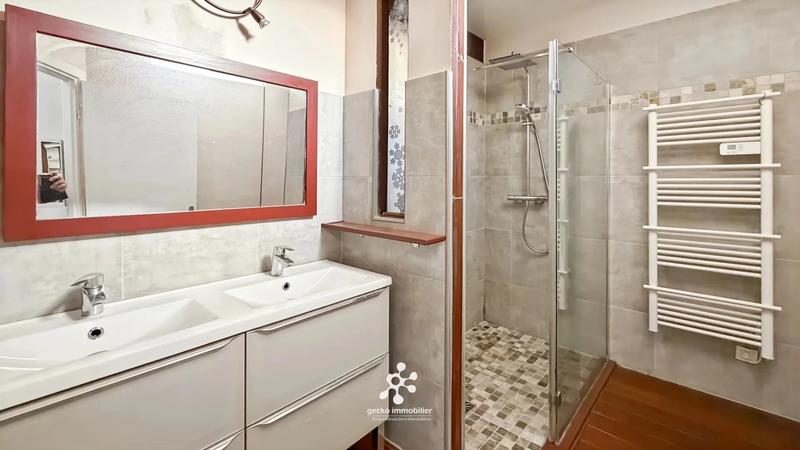 Maison - 140 m² - 4 pièces