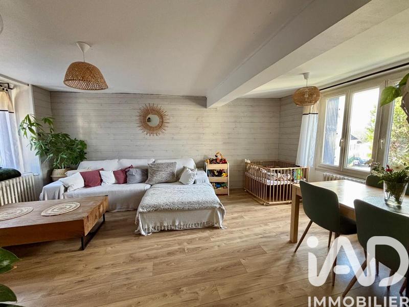 Maison - 110 m² - 5 pièces