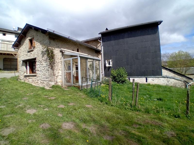 Maison en pierre - 145 m² - 5 pièces