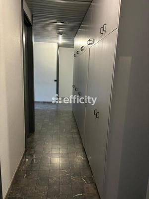 Bureau - 129 m² - 8 pièces