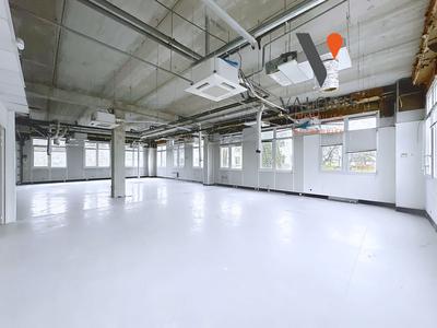 Local d'activités - 431 m²