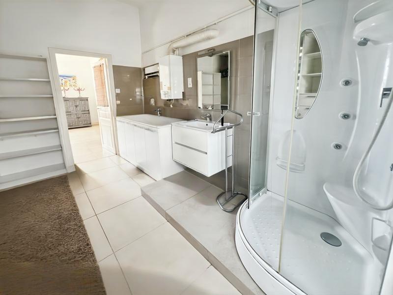 Appartement - 155 m² - 5 pièces