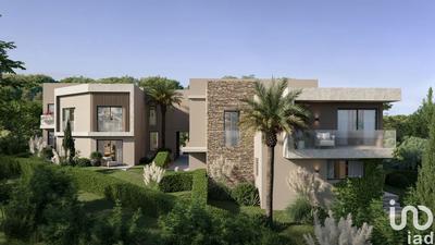 Appartement - 80 m² - 3 pièces