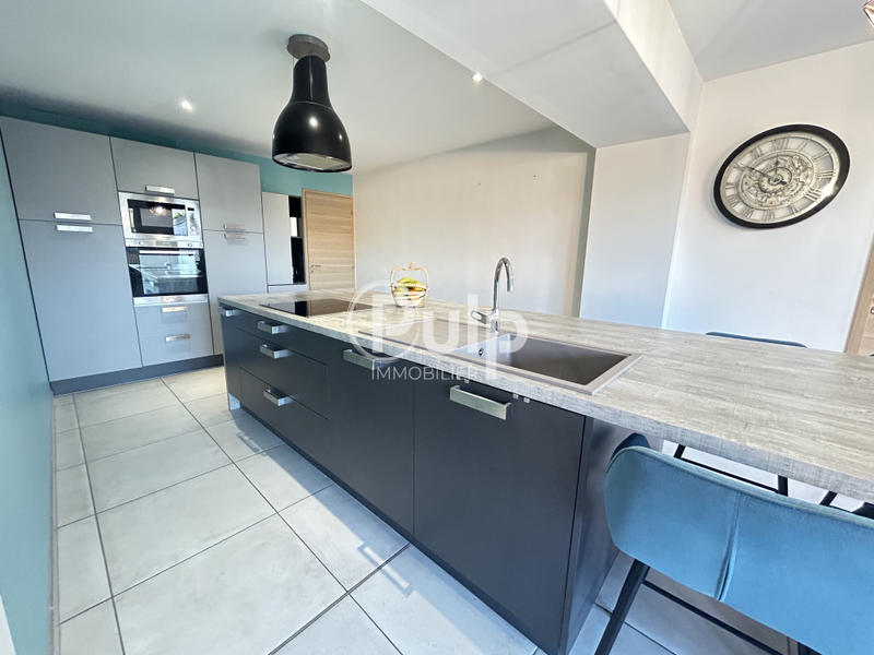 Maison - 158 m² - 6 pièces