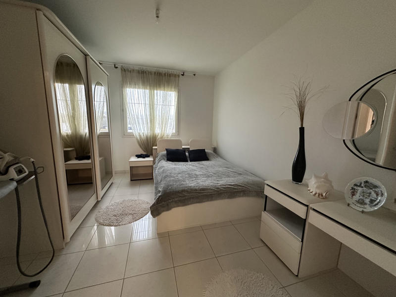 Maison - 383 m² - 8 pièces