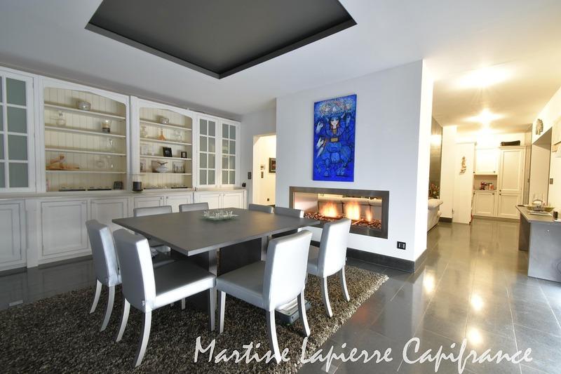 Maison - 400 m² - 10 pièces