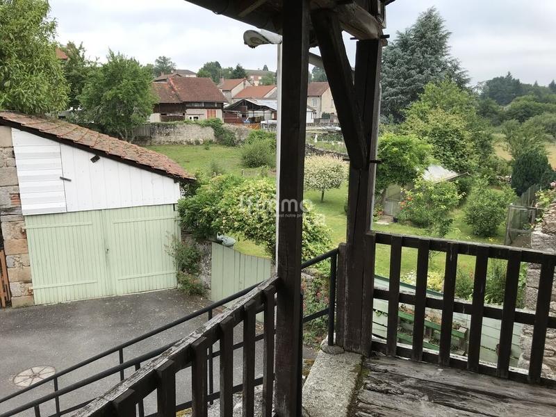 Maison de village - 300 m² - 15 pièces