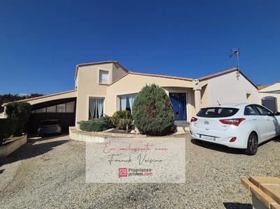 Maison - 121 m² - 7 pièces