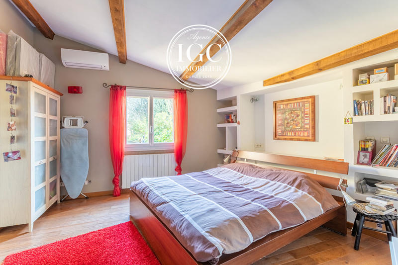 Maison - 172 m² - 5 pièces