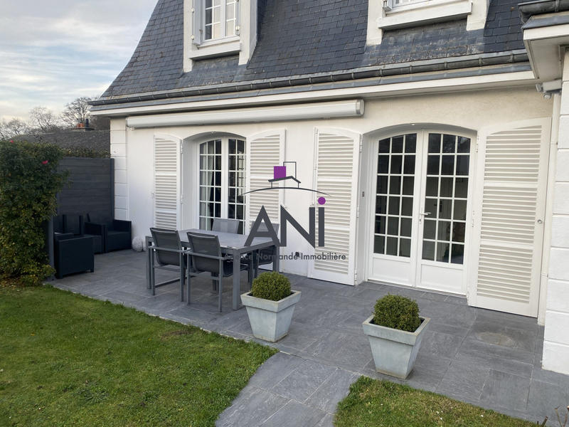 Maison - 178 m² - 7 pièces