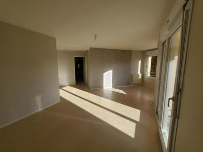 Appartement ancien - 80 m² - 4 pièces