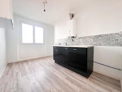 Appartement - 77 m² - 4 pièces