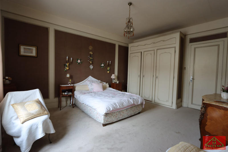 Appartement - 155 m² - 6 pièces