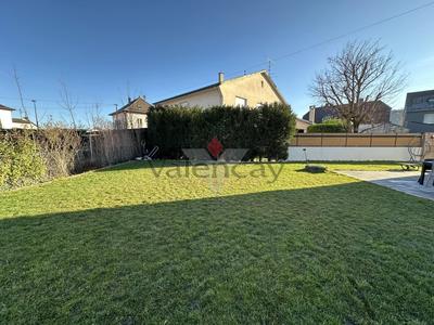 Maison - 152 m² - 6 pièces