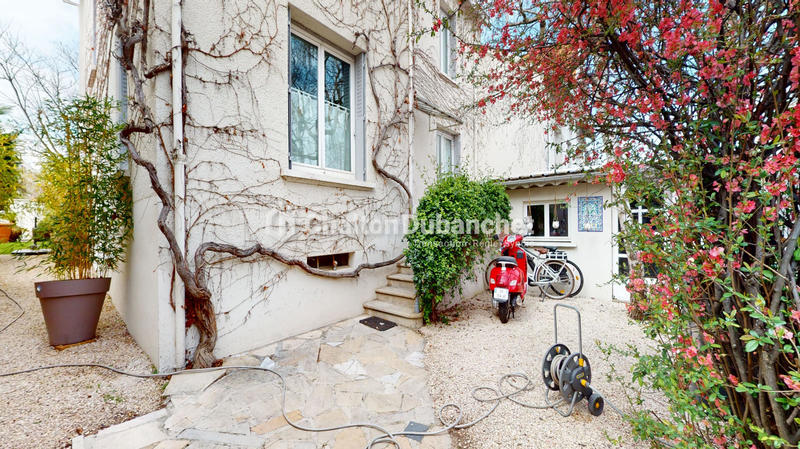 Maison - 151 m² - 5 pièces