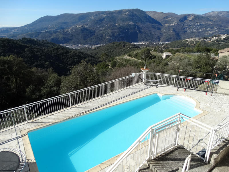 Villa - 139 m² - 6 pièces