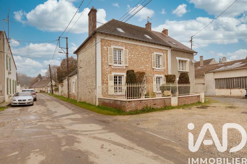 Maison - 152 m² - 6 pièces