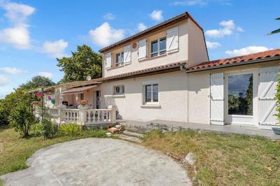 Maison - 148 m² - 6 pièces