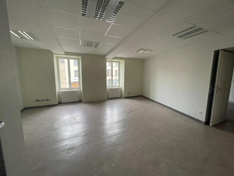 Local commercial - 210 m² - 10 pièces