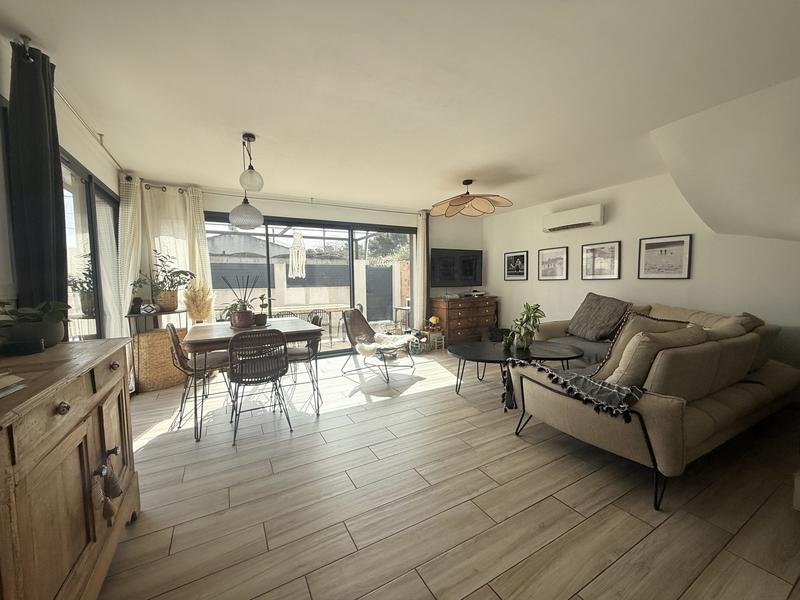 Maison contemporaine - 87 m² - 4 pièces