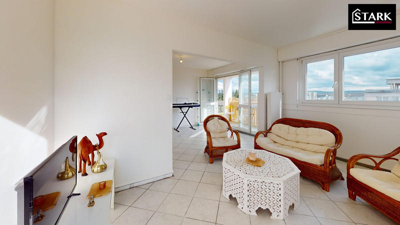 Appartement - 75 m² - 3 pièces