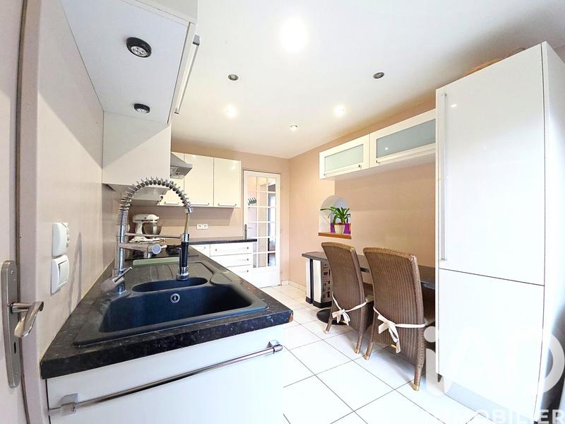 Maison - 138 m² - 8 pièces